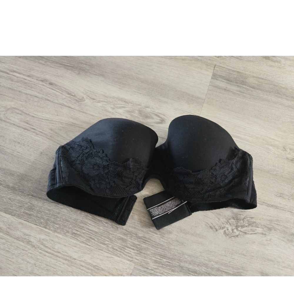 Victoria's Secret Pure Black Lace 34D Dream Angels Strapless Bra
